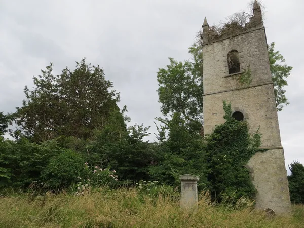 Emlaghfad – Ballymotes zwei Kirchen