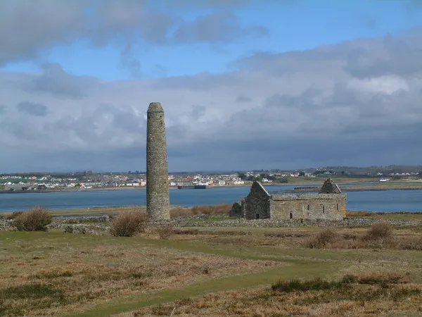 Scattery Island – torre circolare nello Shannon