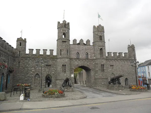 Macroom Castle – das Torhaus am Marktplatz