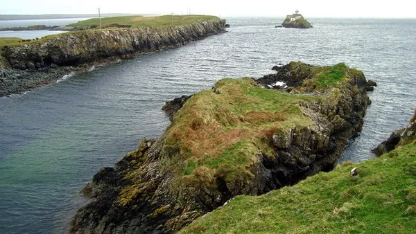 Rotten Island – il faro del porto di Killybegs
