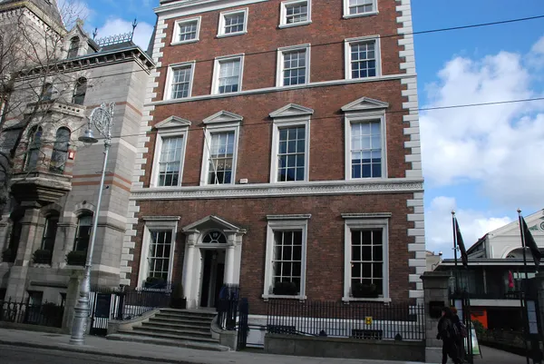 Royal Irish Academy – Dawson Street