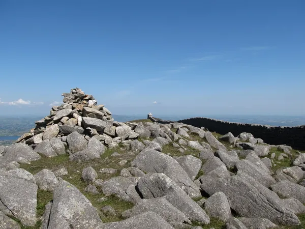 Slieve Meelmore – Wanderung entlang der Mourne Wall